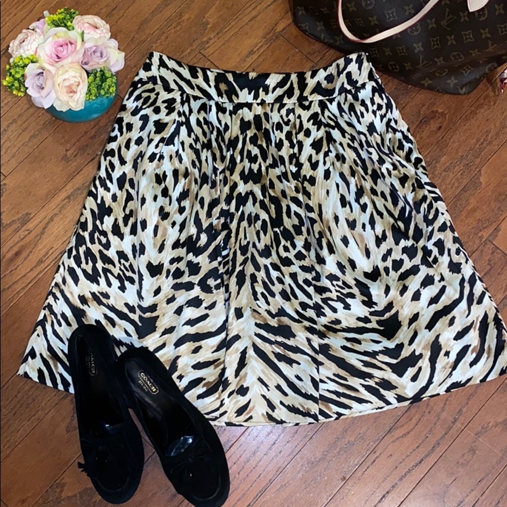 White House Black Market Leopard Skirt NWOT